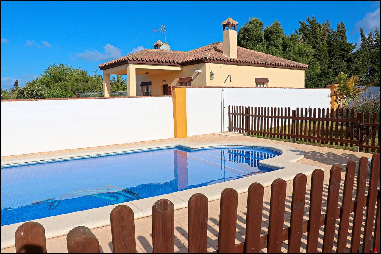 Chalet con piscina privada Conil De La Frontera Esterno foto